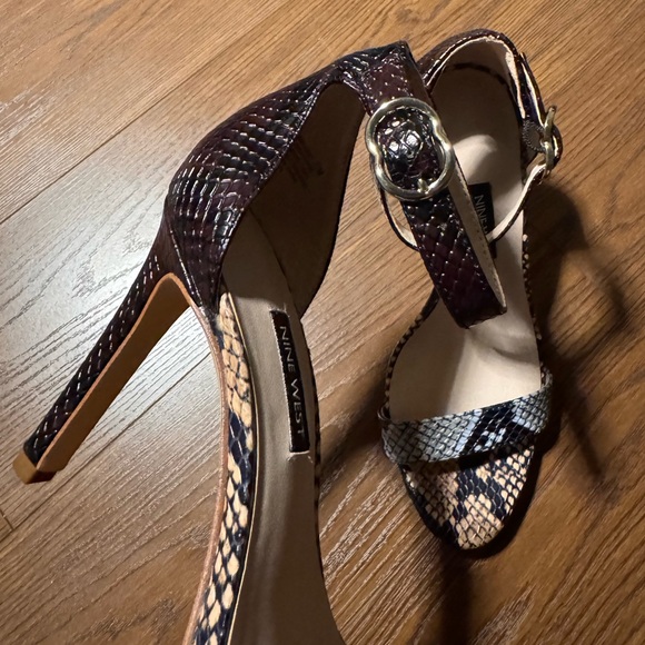 Nine West Leather Snakeskin Heels - Picture 12 of 12